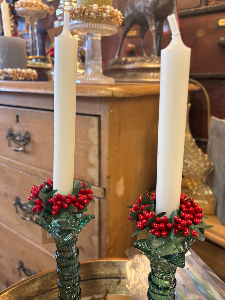 RED BERRYBUD CANDLE RING 4cm