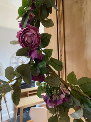
            
                Load image into Gallery viewer, Purple Garland with Hydrangea Foliage 153cm
            
        